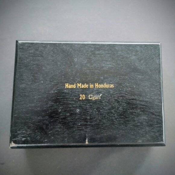 One-of-a-Kind Decoupage Rocky Patel Robusto Cigar Hand Made Trinket Box - Picture 6 of 6